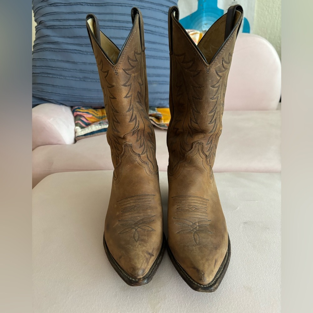 Vintage suede Justin boots